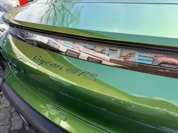 PORSCHE TAYCAN GTS  EXKLUSIV  21 ZOLL APPROVED MWST !!!