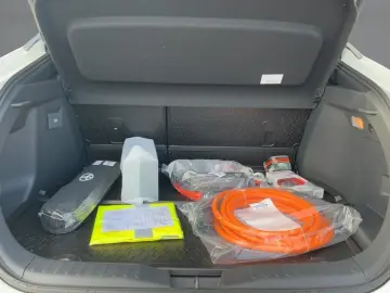 TOYOTA C-HR 2.0 Plug-In Team D