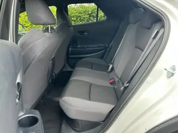 TOYOTA C-HR - 2.0 l Plugin 4x2 Teamplayer CVT LM LED