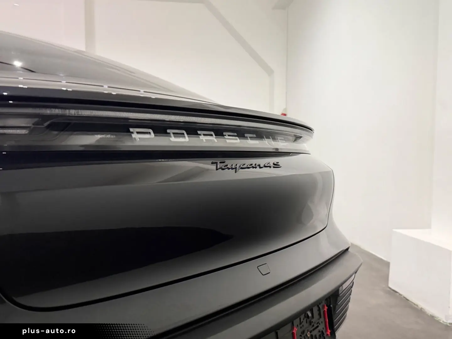 PORSCHE Taycan 4 S Beifahrer Display PSCB 360  Head Up