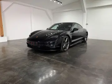 PORSCHE Taycan 4 S Beifahrer Display PSCB 360  Head Up