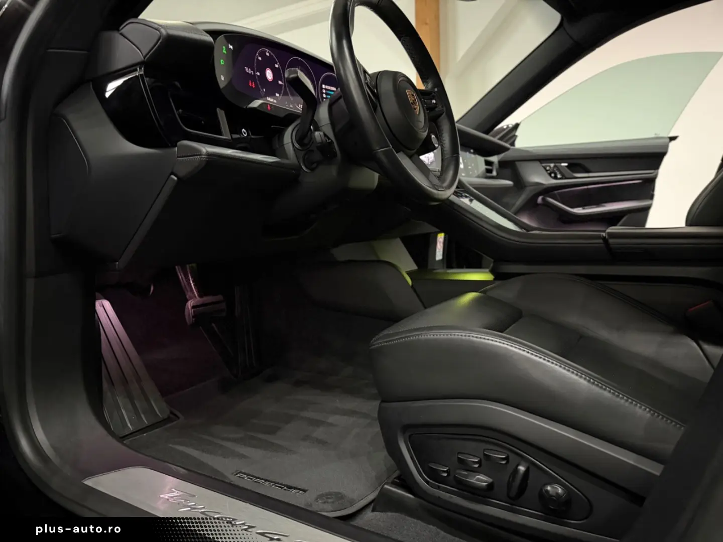 PORSCHE Taycan 4 S Beifahrer Display PSCB 360  Head Up