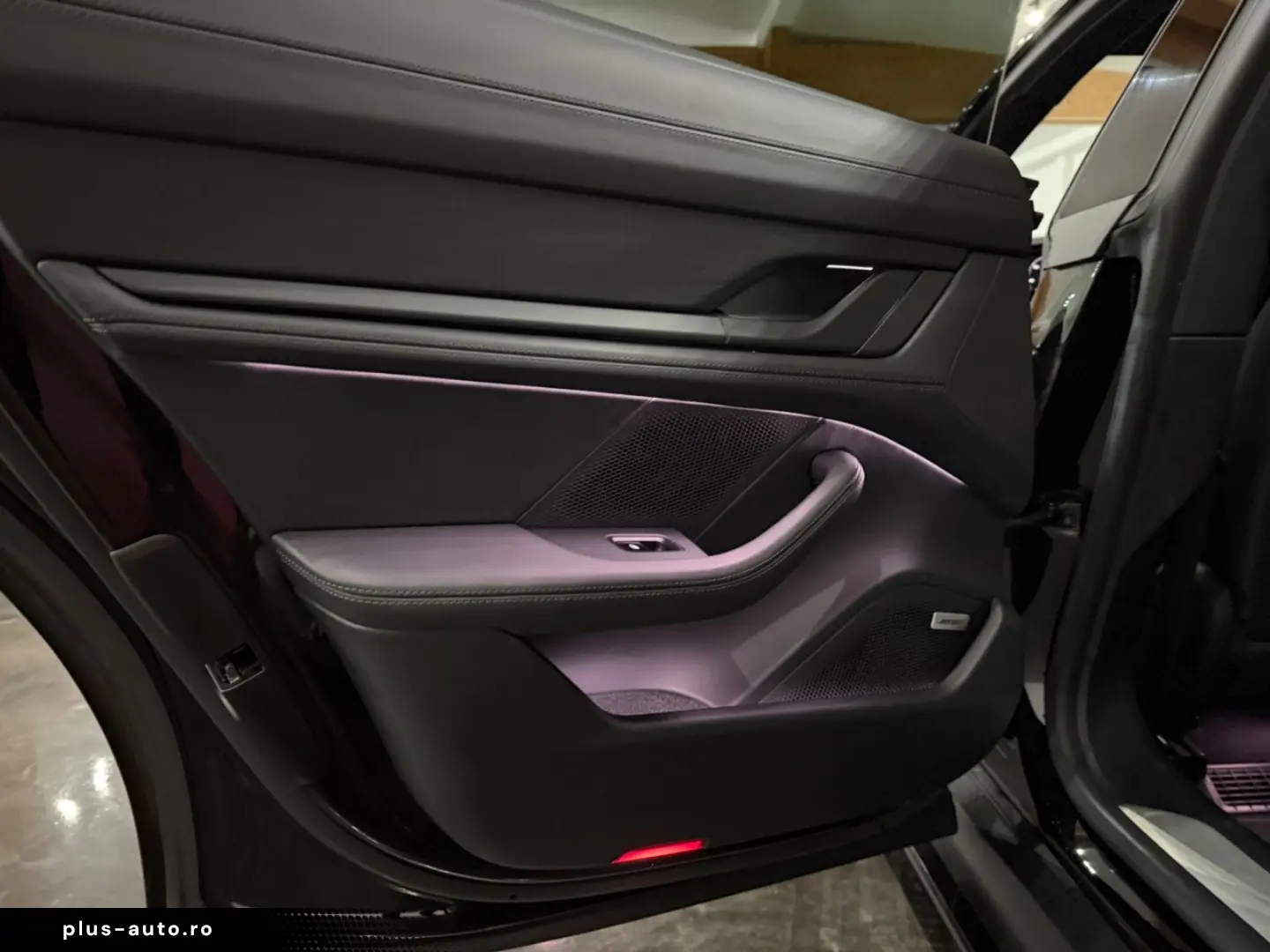 PORSCHE Taycan 4 S Beifahrer Display PSCB 360  Head Up