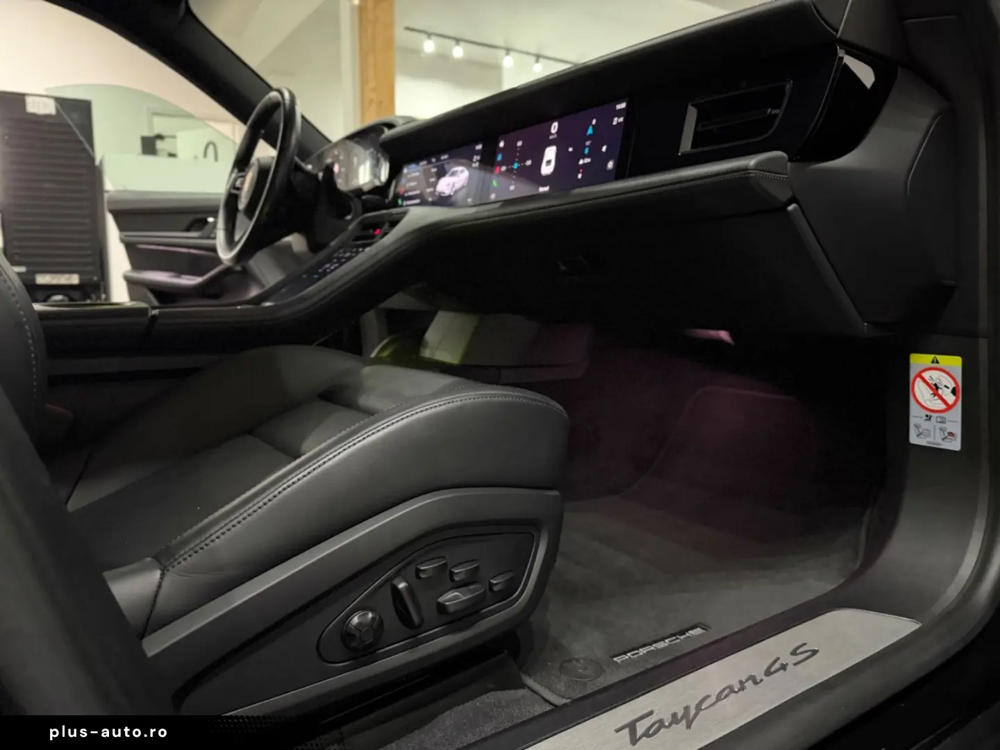 PORSCHE Taycan 4 S Beifahrer Display PSCB 360  Head Up
