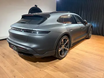 PORSCHE Taycan Cross Turismo 4 S