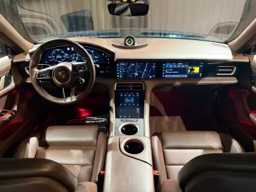 PORSCHE Taycan Cross Turismo 4 S