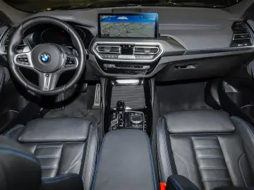 BMW X4 xDrive20i M Sport HUD PANO ACC RFK NAVI LED