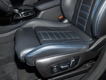 BMW X4 xDrive20i M Sport HUD PANO ACC RFK NAVI LED