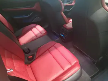 PORSCHE Taycan GTS Burmester HUD Pano ACC Beif-Display