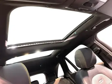 MERCEDES-BENZ AMG GLC 63 4matic AMG MBUX Burm MBeam &hellip;