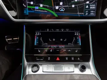 AUDI A6 S line 55 TFSI qu.S tr. STDHZG 360 K HUD PANO