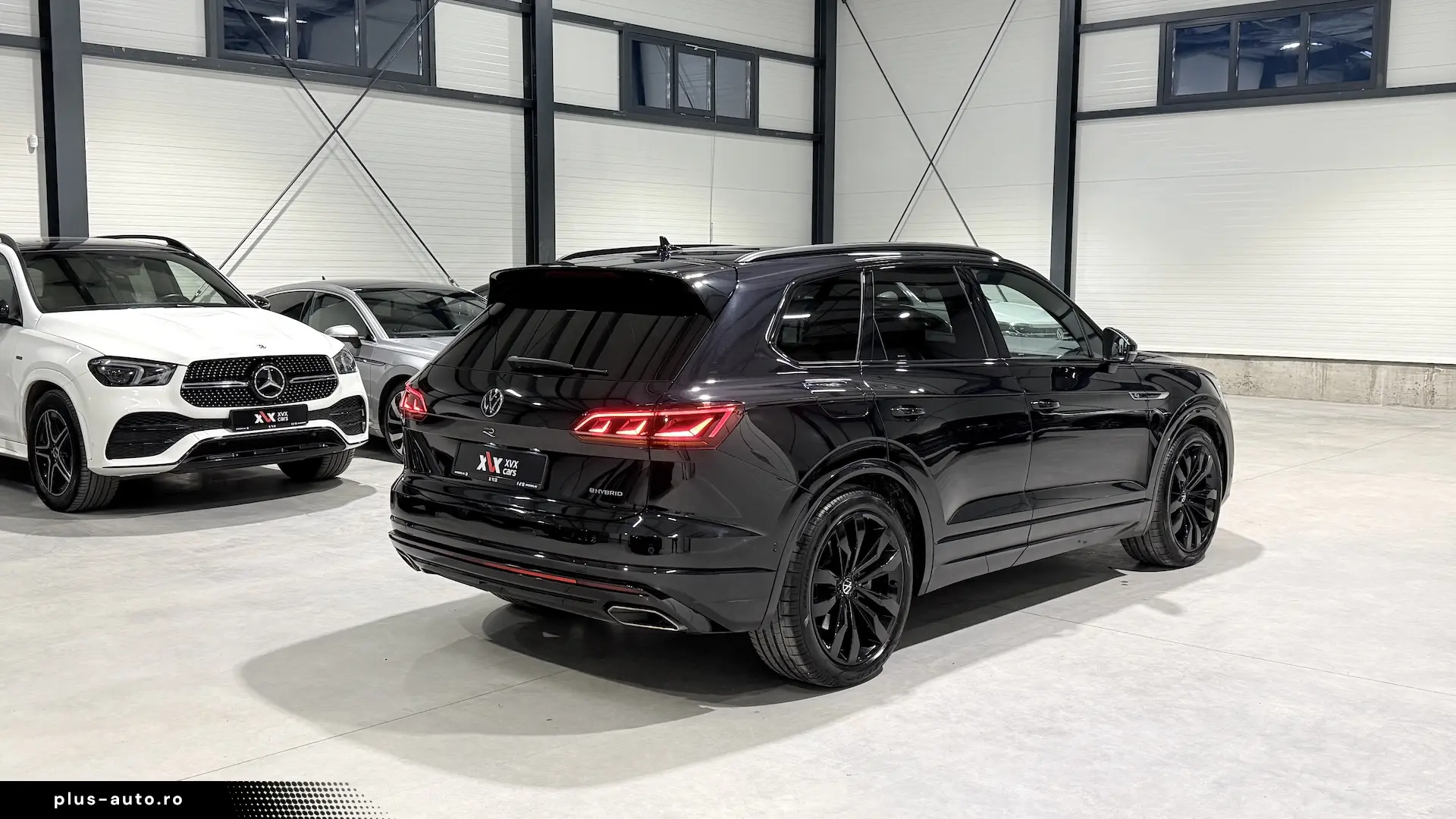 VW Touareg R 462cai Panoramic IQ Light ACC Keyless HeadUp