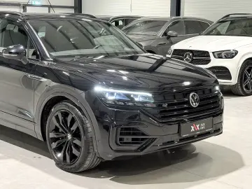 VW Touareg R 462cai Panoramic IQ Light ACC Keyless HeadUp