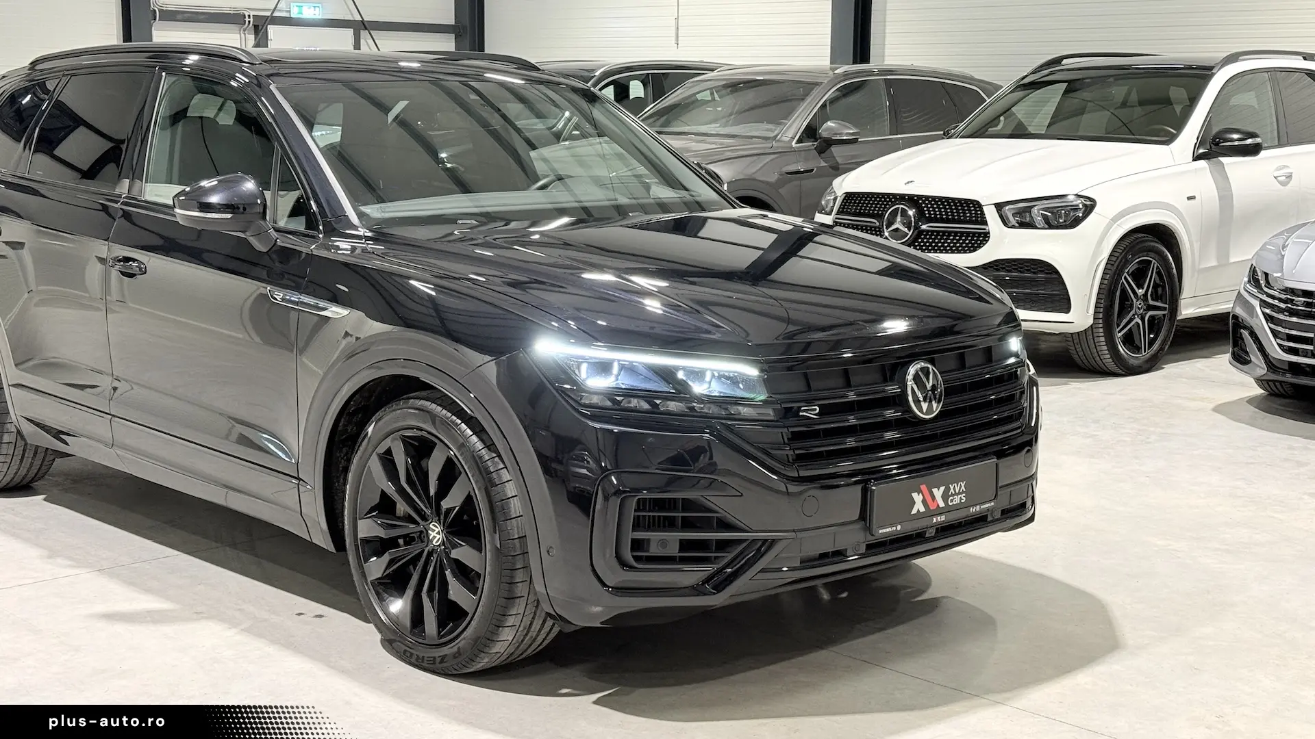 VW Touareg R 462cai Panoramic IQ Light ACC Keyless HeadUp