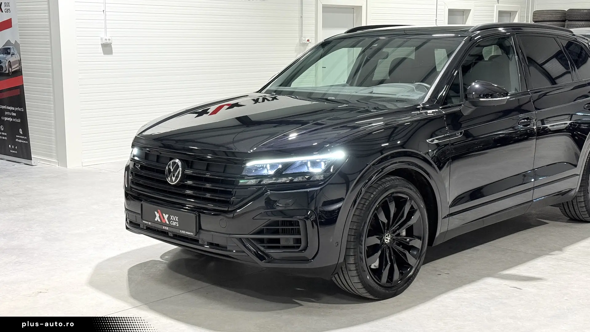 VW Touareg R 462cai Panoramic IQ Light ACC Keyless HeadUp