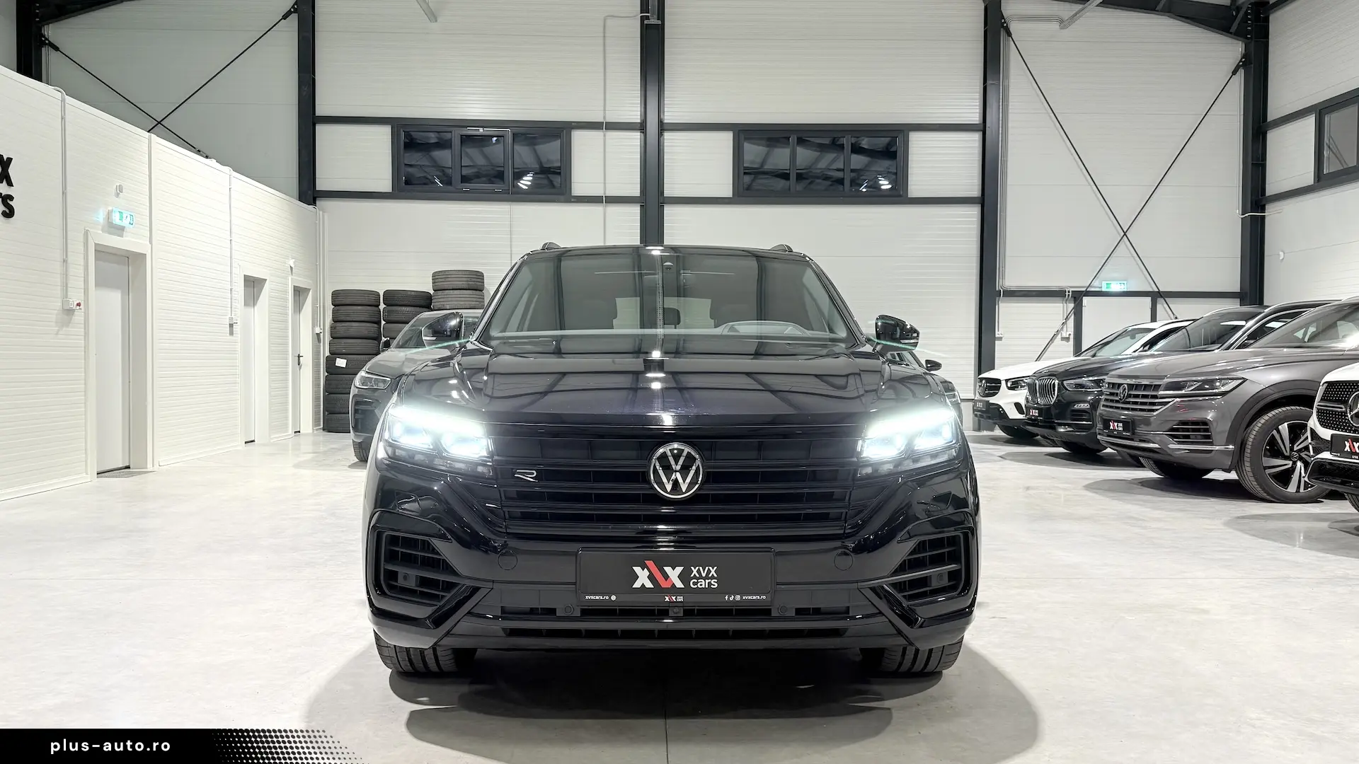 VW Touareg R 462cai Panoramic IQ Light ACC Keyless HeadUp