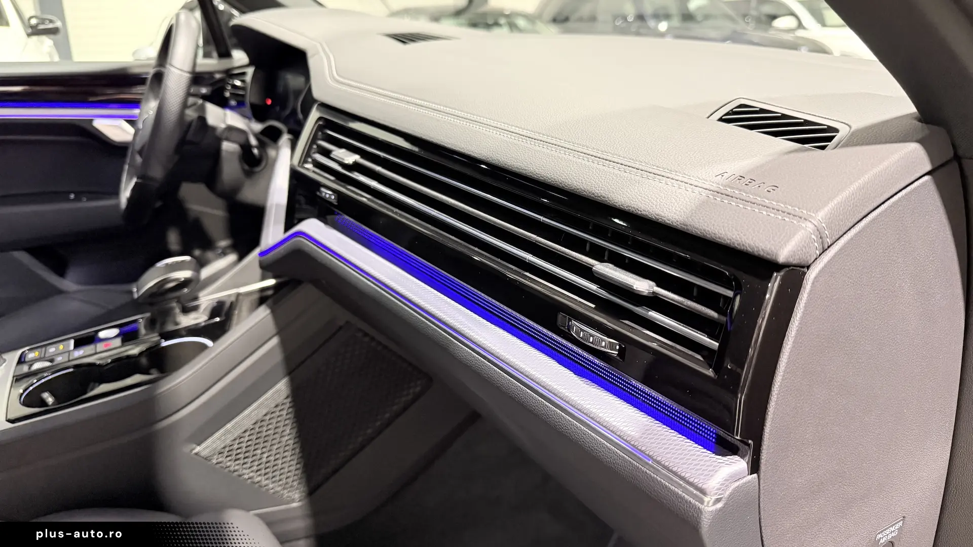 VW Touareg R 462cai Panoramic IQ Light ACC Keyless HeadUp