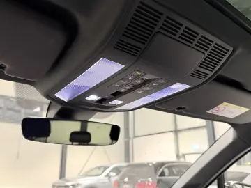 VW Touareg R 462cai Panoramic IQ Light ACC Keyless HeadUp