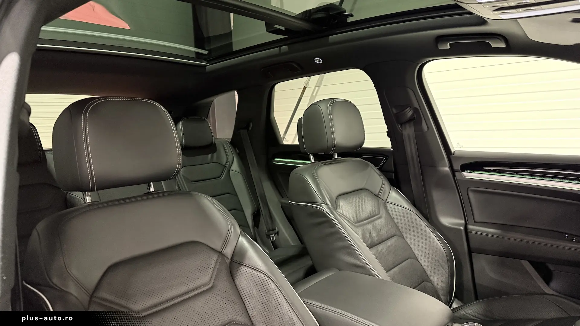 VW Touareg Masaj Ventilatie Panoramic IQLight Keyless Carlig