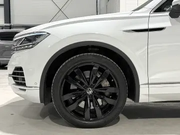 VW Touareg Masaj Ventilatie Panoramic IQLight Keyless Carlig