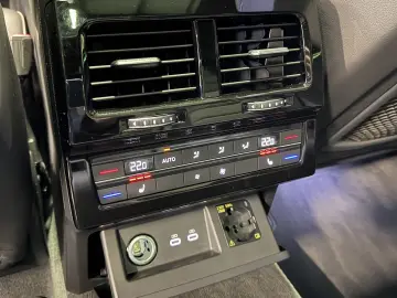 VW Touareg Masaj Ventilatie Panoramic IQLight Keyless Carlig