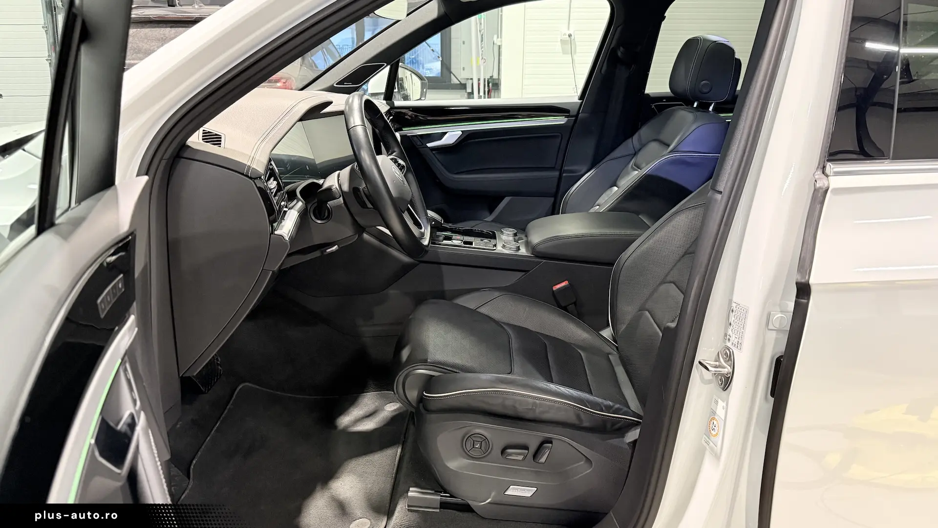 VW Touareg Masaj Ventilatie Panoramic IQLight Keyless Carlig