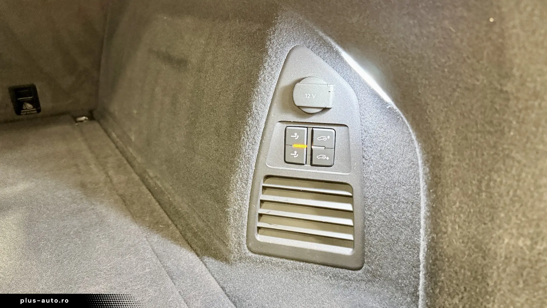 VW Touareg Masaj Ventilatie Panoramic IQLight Keyless Carlig