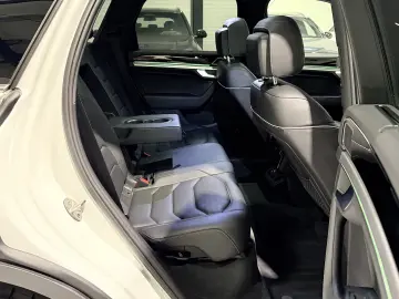 VW Touareg Masaj Ventilatie Panoramic IQLight Keyless Carlig