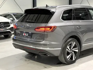 VW Touareg Panoramic Cockpit LED Scaune Electrice Dynaudio