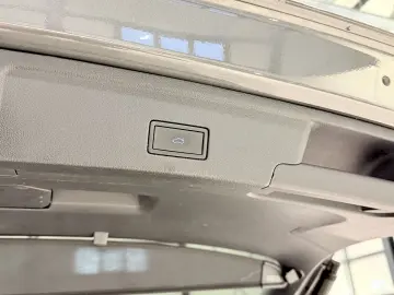 VW Touareg Panoramic Cockpit LED Scaune Electrice Dynaudio