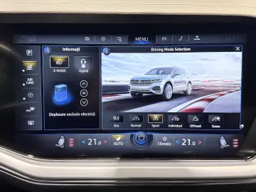 VW Touareg Panoramic Cockpit LED Scaune Electrice Dynaudio