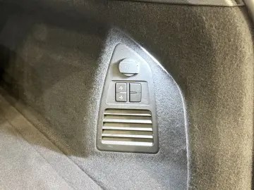 VW Touareg Panoramic Cockpit LED Scaune Electrice Dynaudio