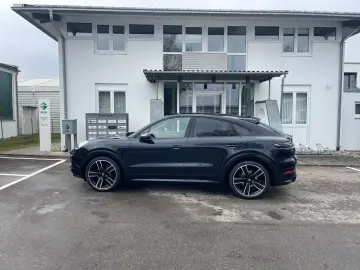 PORSCHE CayenneCoupe. SportDesign HA Lenk. Standh. InnoD