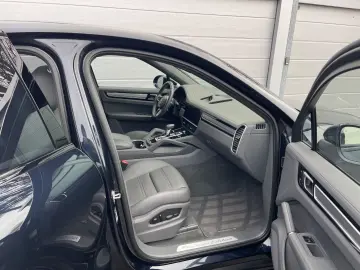 PORSCHE CayenneCoupe. SportDesign HA Lenk. Standh. InnoD