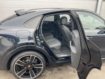 PORSCHE CayenneCoupe. SportDesign HA Lenk. Standh. InnoD
