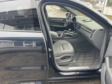 PORSCHE CayenneCoupe. SportDesign HA Lenk. Standh. InnoD