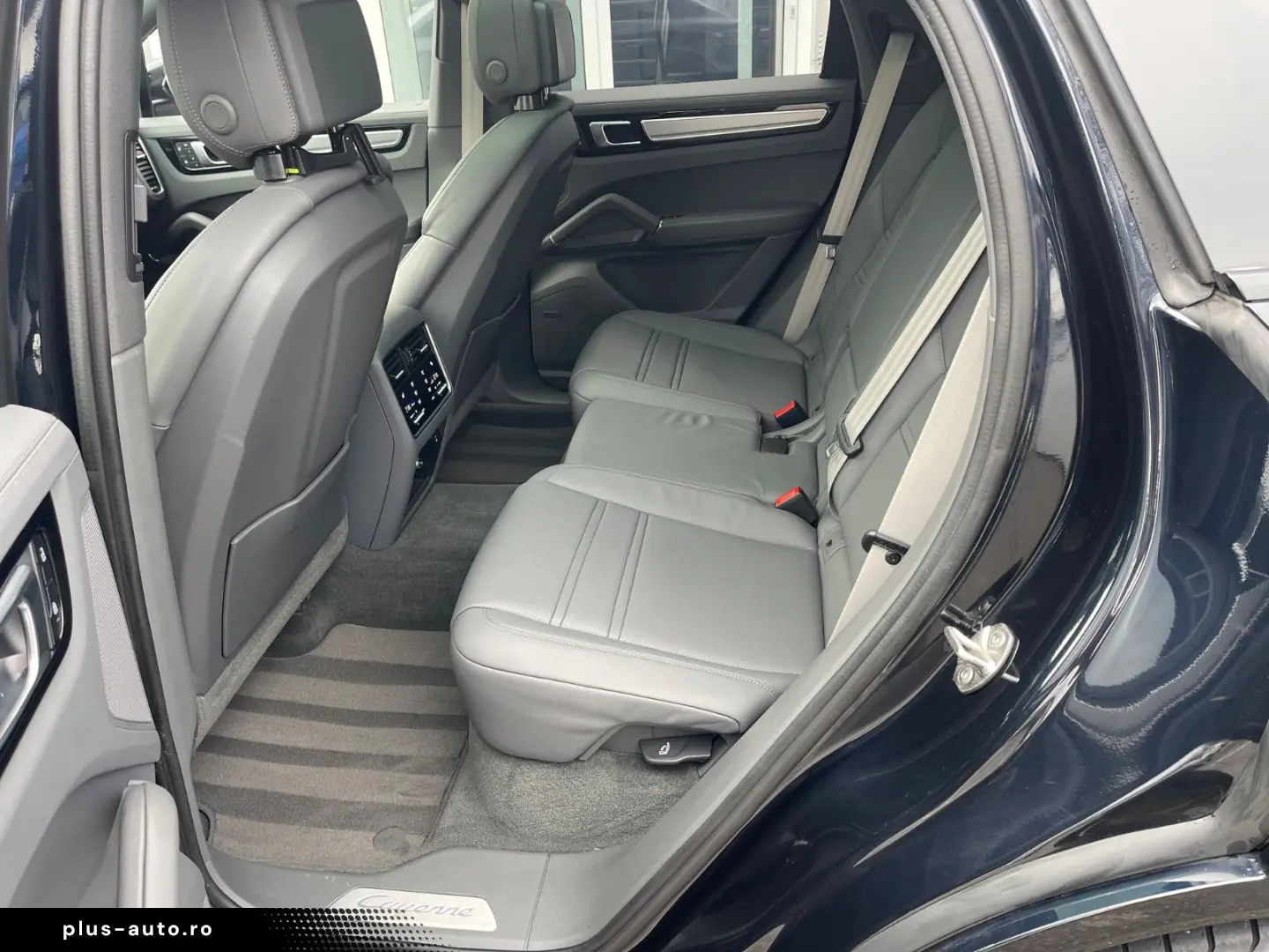 PORSCHE CayenneCoupe. SportDesign HA Lenk. Standh. InnoD