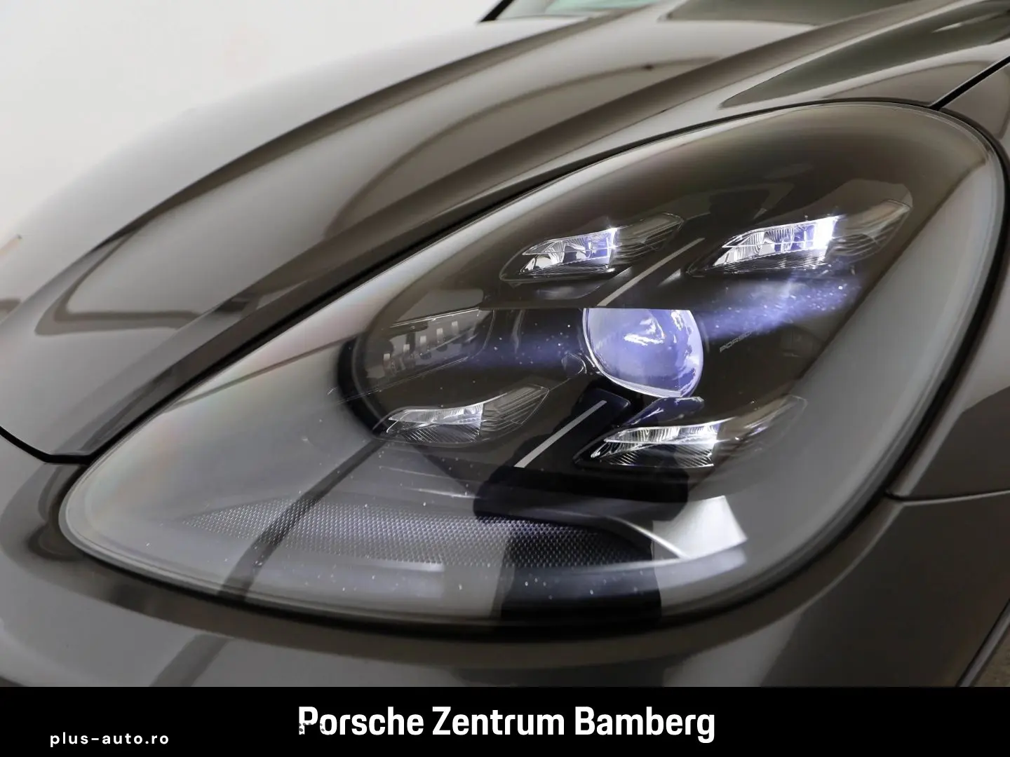 PORSCHE Cayenne Turbo  Head-Up  InnoDrive  Massage  Spor