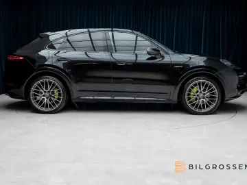 PORSCHE Cayenne Coupe E-Hyb Platinum S-Design NightV HUD