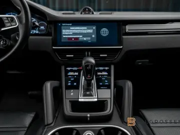PORSCHE Cayenne Coupe E-Hyb Platinum S-Design NightV HUD
