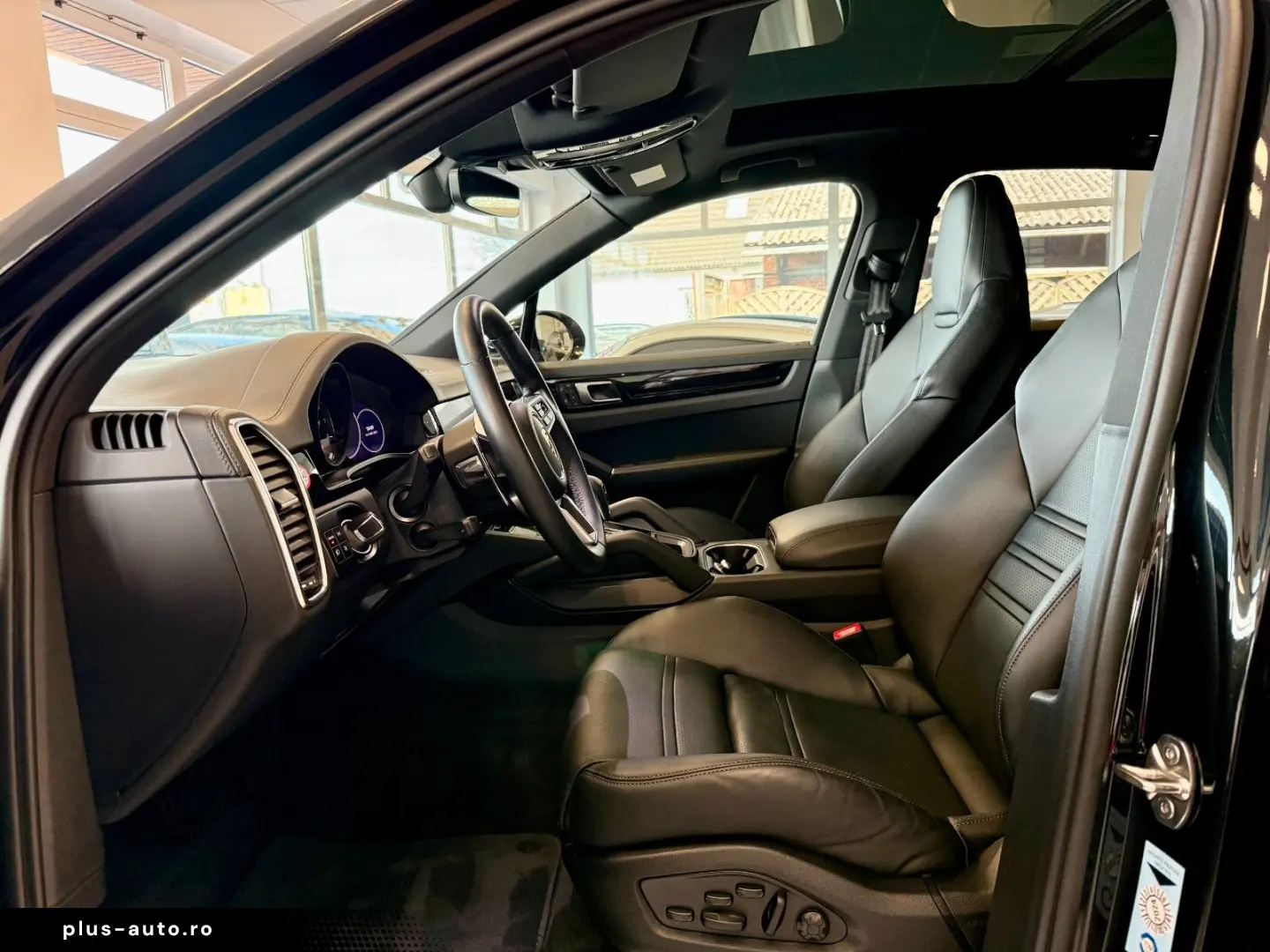 PORSCHE Cayenne E-Hybrid Panorama Luftfederung ACC