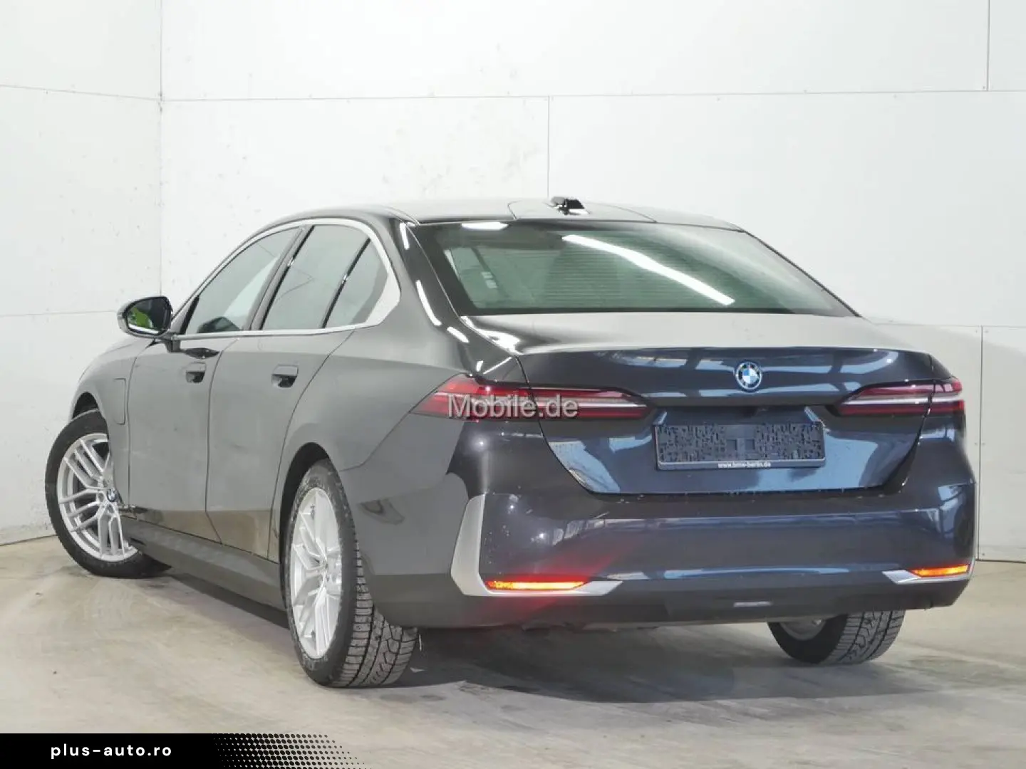 BMW 530e Lim Aut Komfortsitze Panorama Klimaaut.