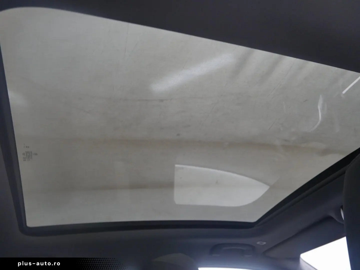 BMW 530e LC PROF PANO HUD ICONOC GLOW DAP PAP