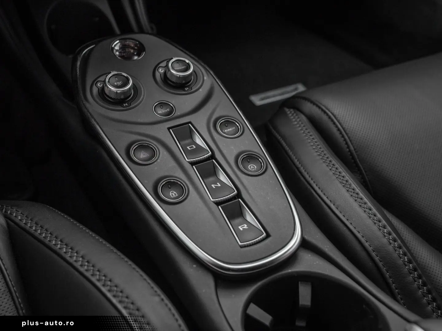 MCLAREN GT   Bowers & Wilkins   Sports Exhaust