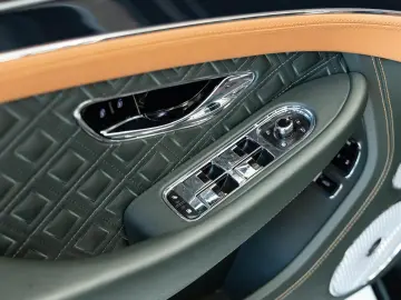 BENTLEY New Continental GT V8 von BENTLEY FRANKFURT