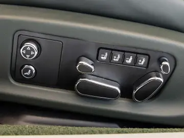 BENTLEY New Continental GT V8 von BENTLEY FRANKFURT