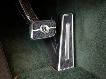 BENTLEY New Continental GT V8 von BENTLEY FRANKFURT