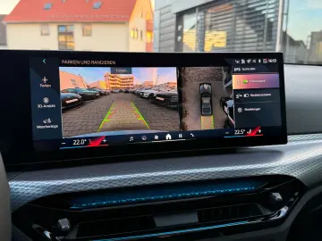 BMW 320d xD M Sport SHD 18  ACC HuD 360  komfort