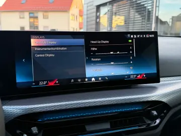 BMW 320d xD M Sport SHD 18  ACC HuD 360  komfort