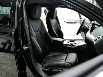 BMW 320i xDrive M Sport ACC Kamera